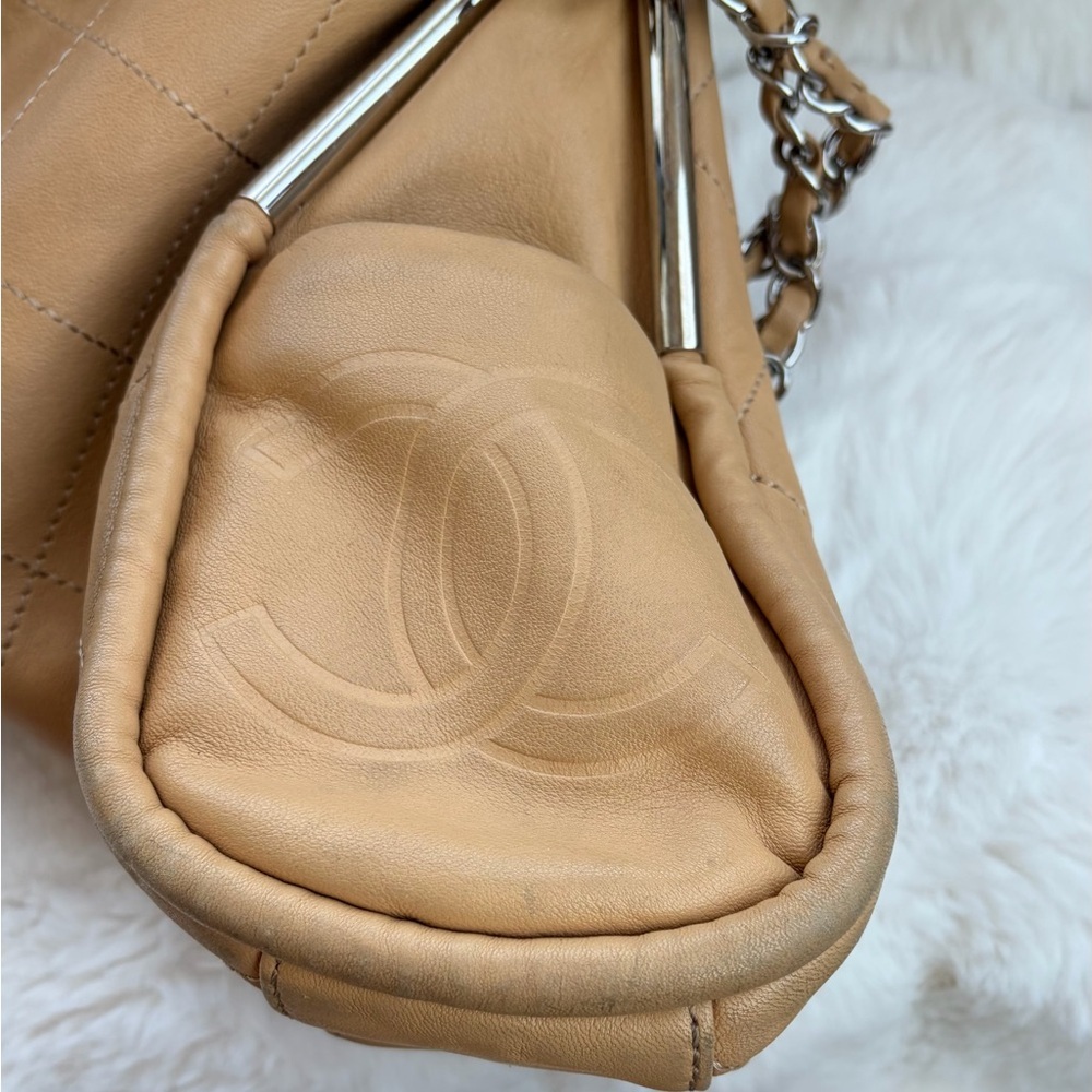 💕Chanel Ultimate Foldover Bag - Picture 4 of 14